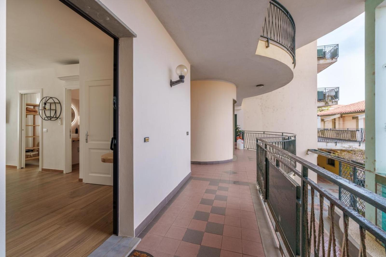 Hotel Dome House Olbia Esterno foto