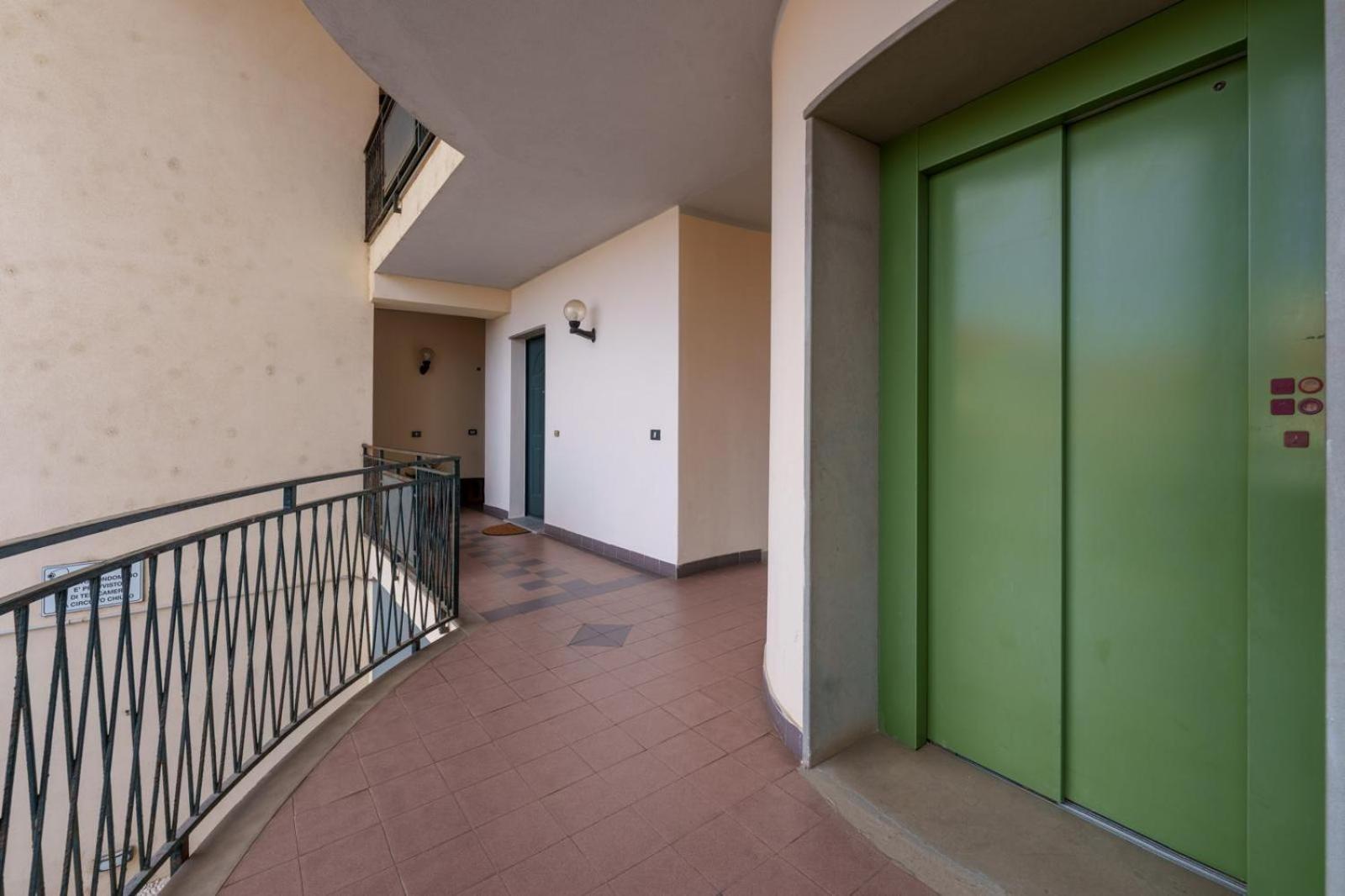 Hotel Dome House Olbia Esterno foto